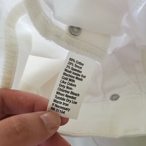 Cynthia Rowley Ankle Cropped White Pants Cotton Tencel Blend with Gold Hardware - Picture 8 of 11